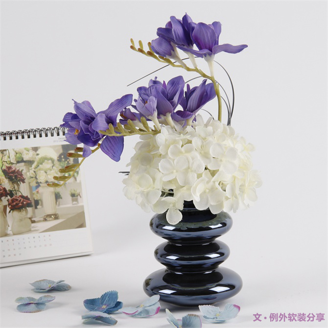 不會插花怎么了？這不是重點，反正這些花器插什么都美！-別墅設(shè)計,軟裝設(shè)計,室內(nèi)設(shè)計,豪宅設(shè)計,深圳例外軟裝設(shè)計公司
