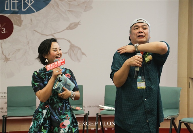 “十雅”魅力綻放，你們注意到女神手上的藍(lán)色錦魚了嗎？-別墅設(shè)計(jì),軟裝設(shè)計(jì),室內(nèi)設(shè)計(jì),豪宅設(shè)計(jì),深圳例外軟裝設(shè)計(jì)公司