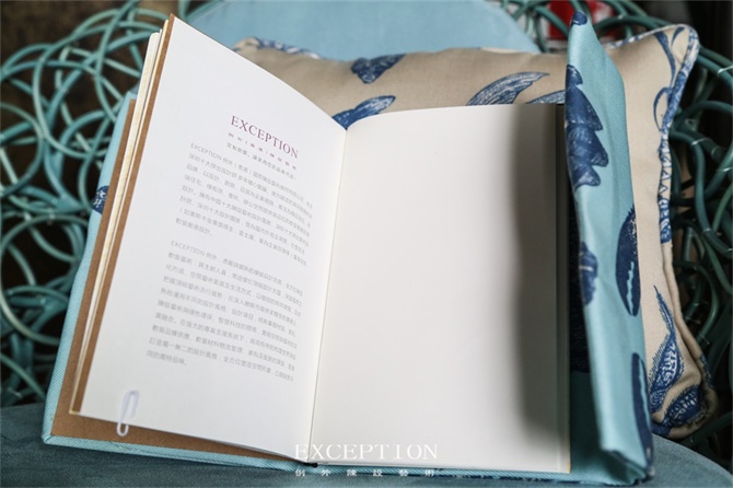 “十雅”魅力綻放，你們注意到女神手上的藍(lán)色錦魚了嗎？-別墅設(shè)計(jì),軟裝設(shè)計(jì),室內(nèi)設(shè)計(jì),豪宅設(shè)計(jì),深圳例外軟裝設(shè)計(jì)公司